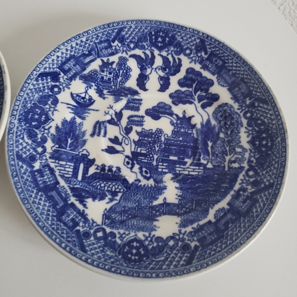 2 Vintage Willow Ware by Royal China Side 6" Small Plates Saucers Blue White - Picture 3 of 10